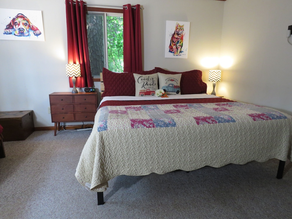 Tall Pines Inn - photo 5
