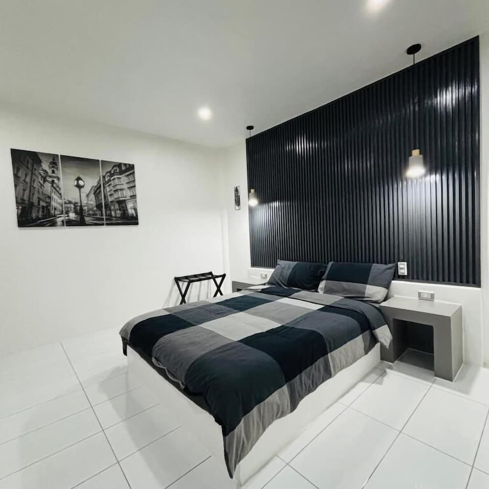 Hotel Sisters Inn Moalboal in Moalboal, Philippines