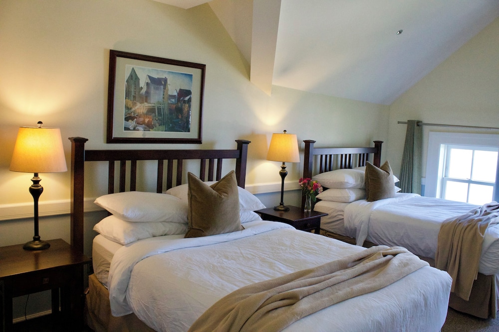 The McKernan Inn - photo 38