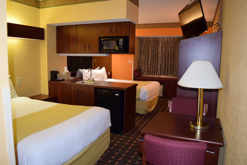 Microtel Inn & Suites by Wyndham Rock Hill Charlotte Area - photo 10