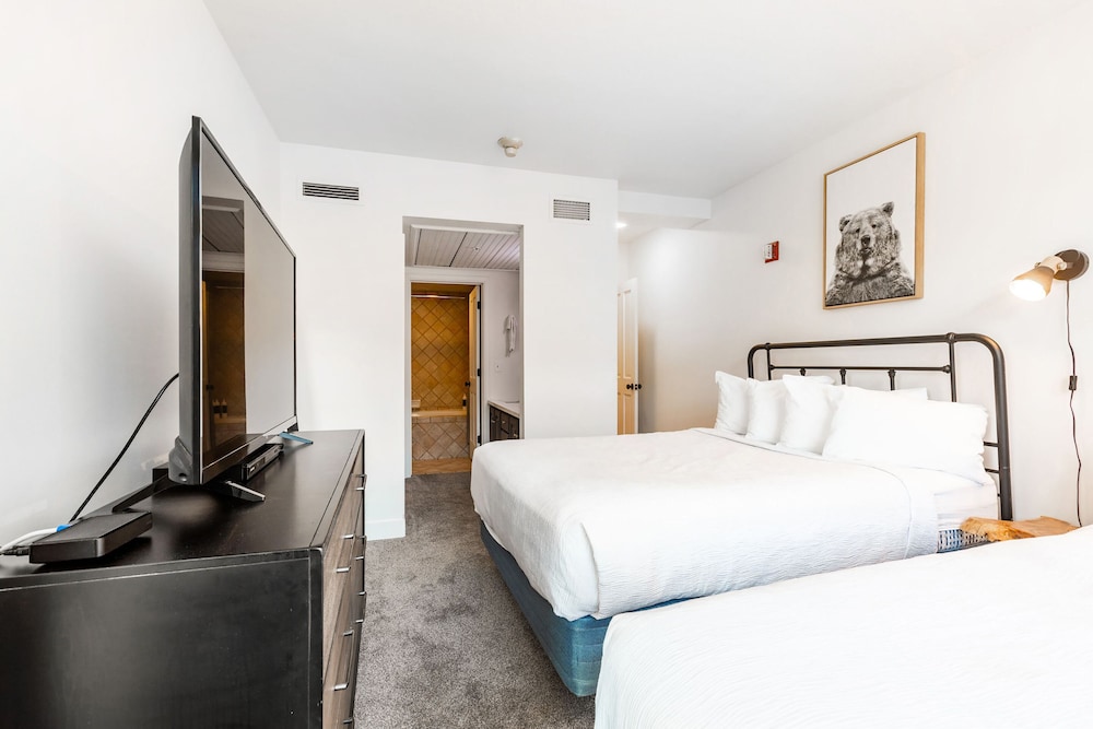 The Caledonian by All Seasons Resort Lodging - photo 53