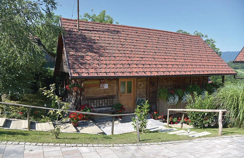 Homestead Bahor With Whirlpool — Crnomelj — photo 3