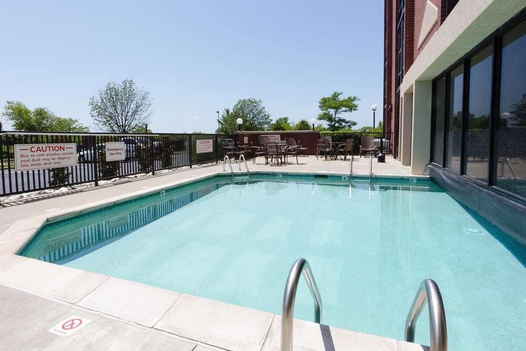 Drury Inn & Suites Kansas City Airport - photo 19