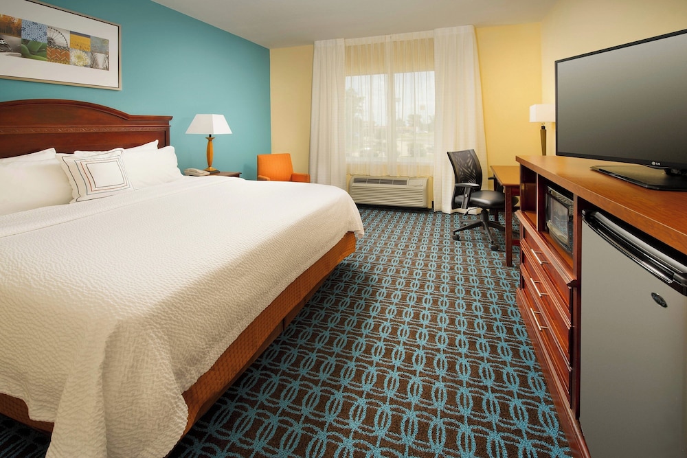 Fairfield Inn & Suites by Marriott Marshall - photo 6