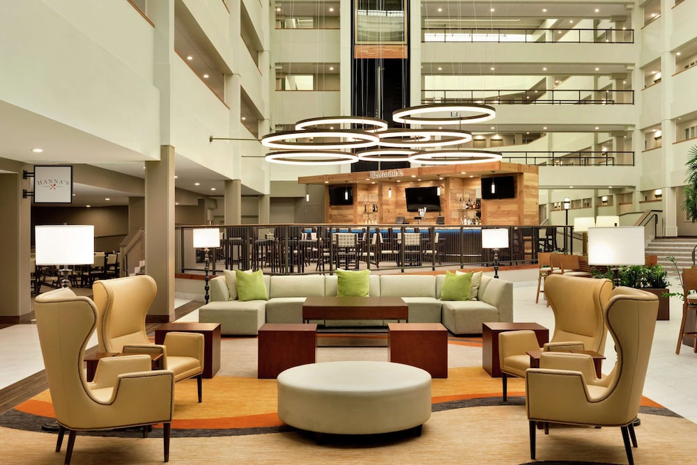 Embassy Suites by Hilton Milwaukee Brookfield - photo 58
