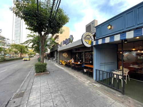 168 House 4A4B 350m BTS Krungton Buri near Icon Siam