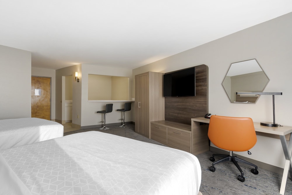 Holiday Inn Express Hotel & Suites The Villages by IHG - photo 6