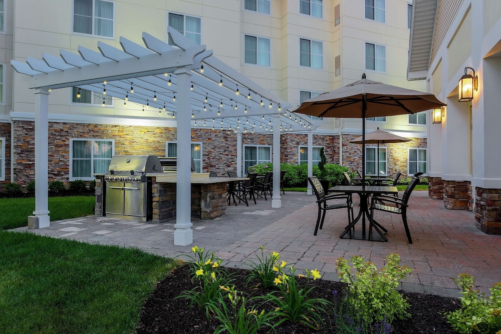 Homewood Suites Melville - photo 32