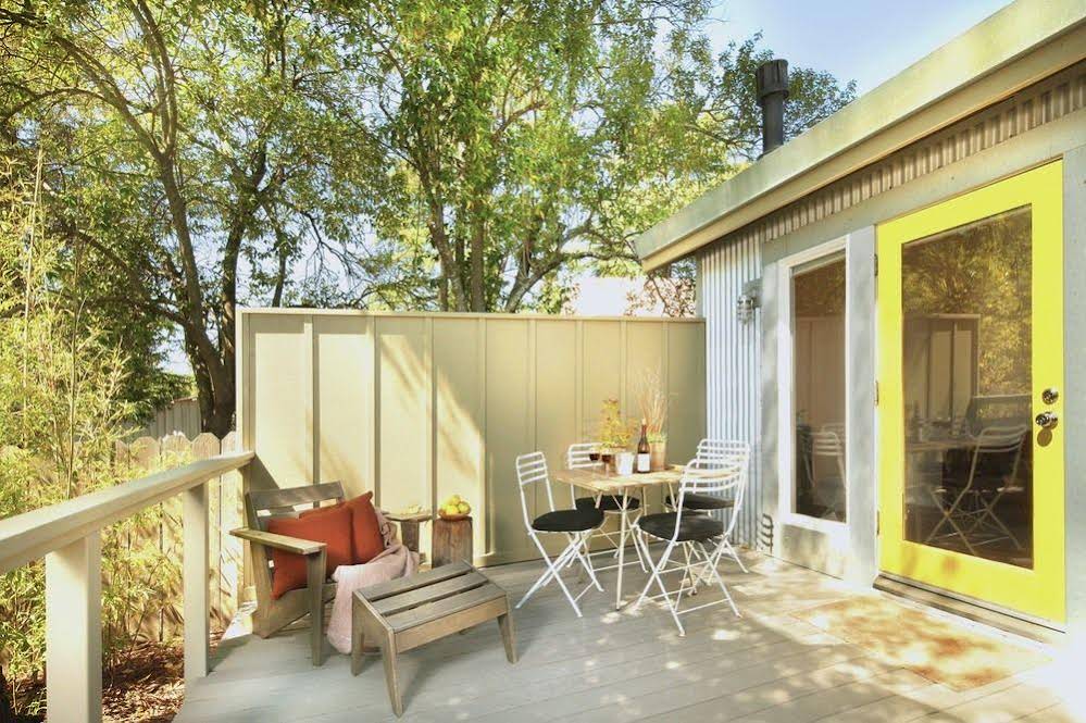 Healdsburg Modern Cottages - photo 20