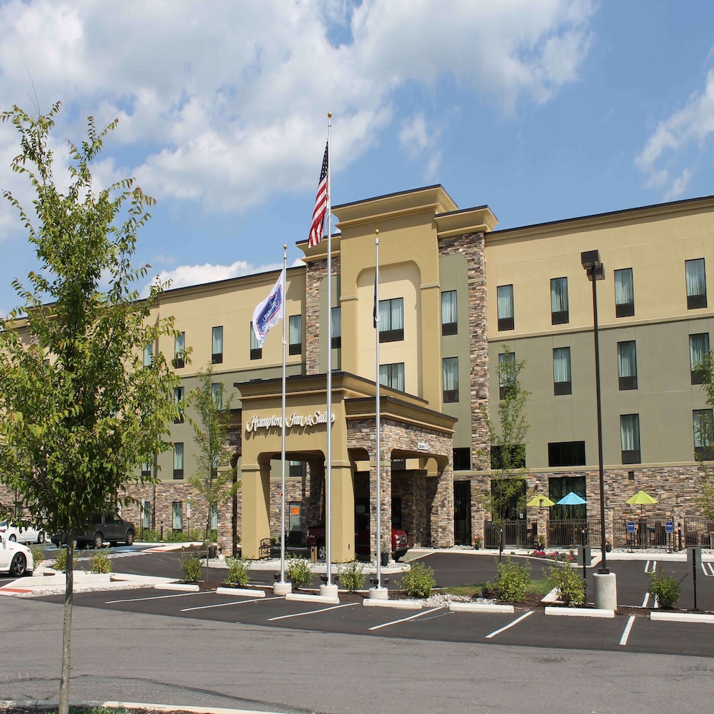 Hampton Inn & Suites Stroudsburg Pocono Mountains - photo 37