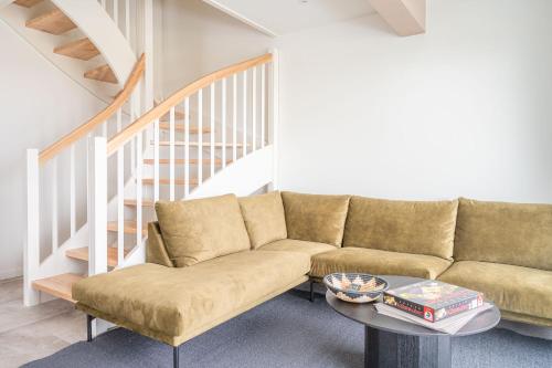 Haus Badestrand Badestrand 4 — 4-Star Luxury Hotel in Born, Germany