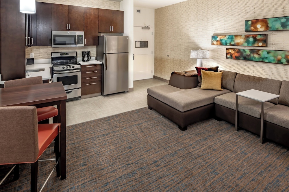 Residence Inn by Marriott Dallas at The Canyon - photo 5