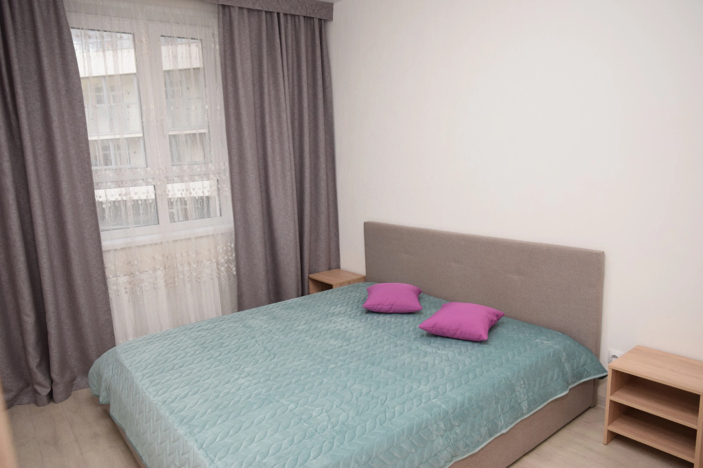 2 Na Bakhareva 1 Korpus 1 Flat in Tyumen, Russia