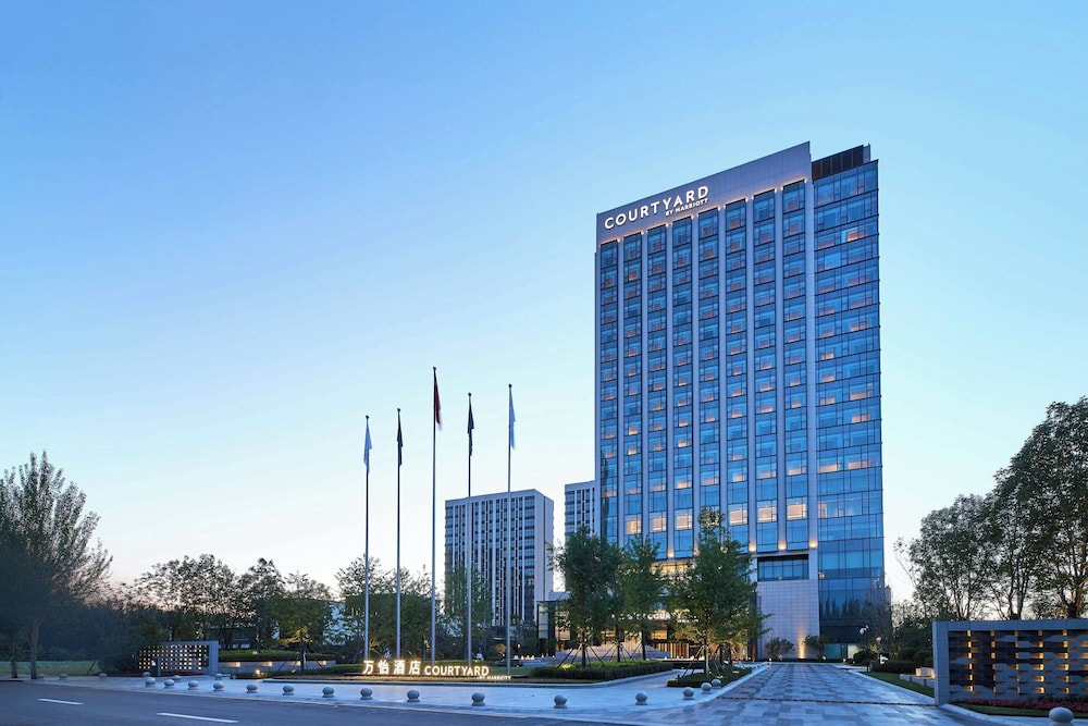 Courtyard by Marriott Changchun — hotel in Changchun