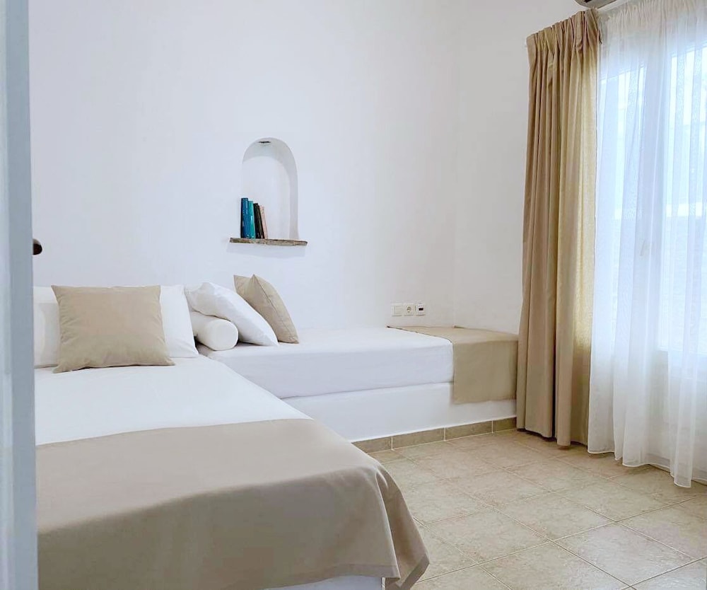 Antiparos View — Antiparos — photo 2
