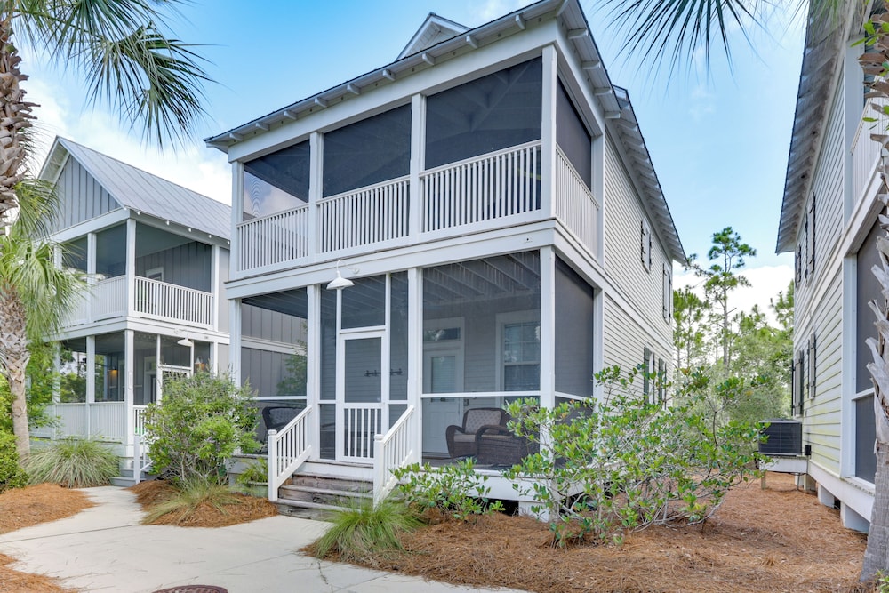 Resort Style Port St Joe Escape about 3 Mi to Downtown in Port Saint Joe, United States