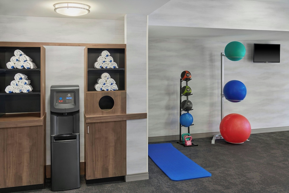 Residence Inn by Marriott Charlotte Airport - photo 21