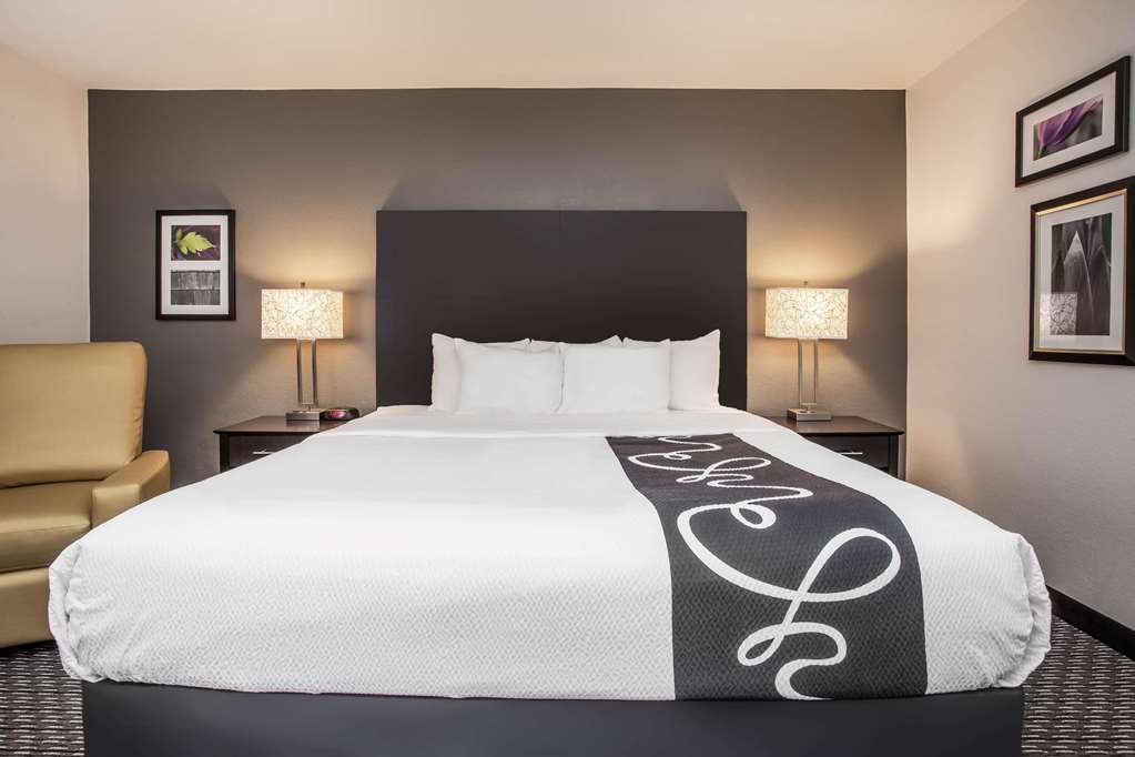 La Quinta Inn by Wyndham Oshkosh - photo 46