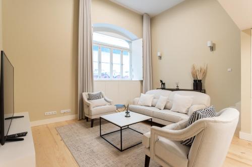 FLH Cais Sodré Trendy Duplex — 4-Star Luxury Hotel in Lisbon, Portugal