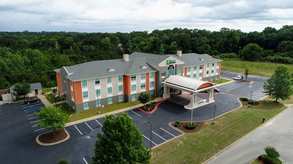 Holiday Inn Express & Suites Enterprise - photo 33