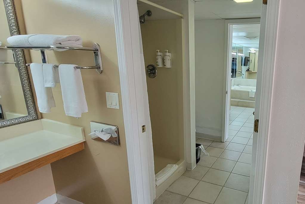 Ramada by Wyndham Mountain Home - photo 94