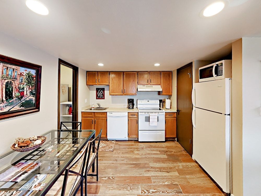 2025 Canyons Resort Drive Condo #S 5 3 Br condo by RedAwning - photo 9