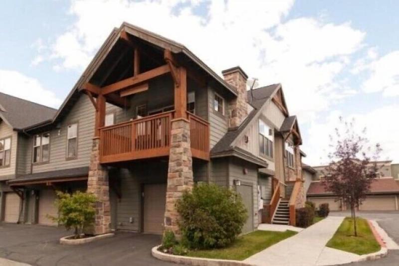 Fox Pointe At Redstone By Lespri Management - photo 10