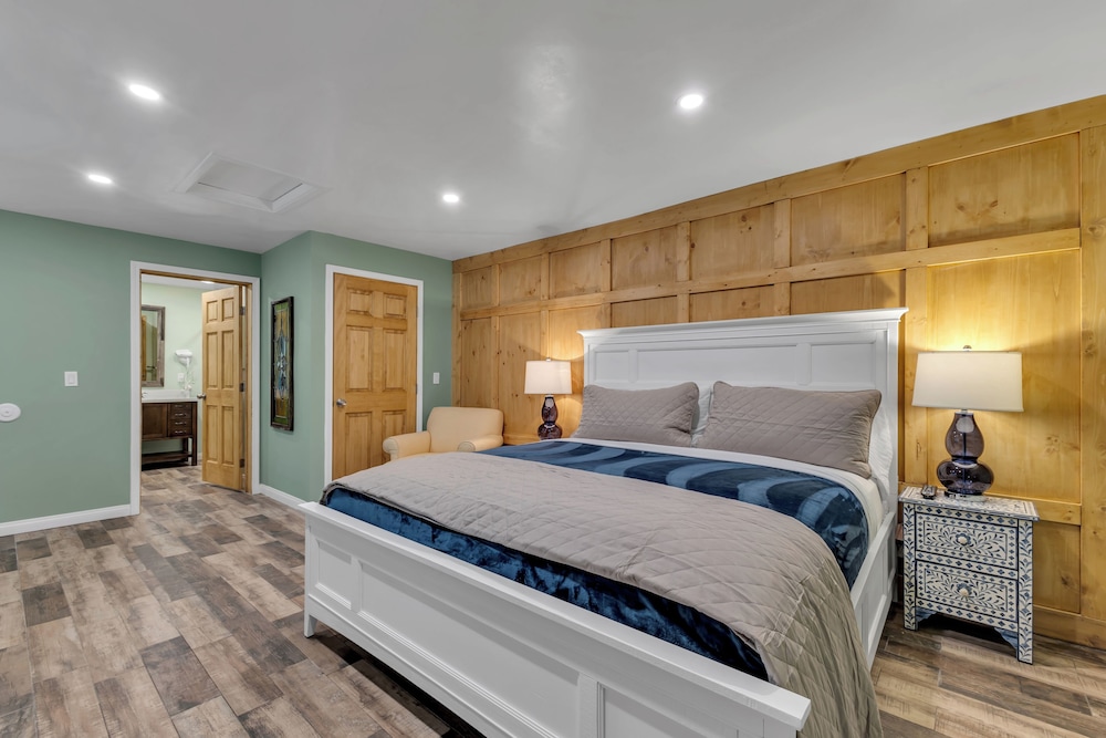 Idyllwild Inn - photo 102