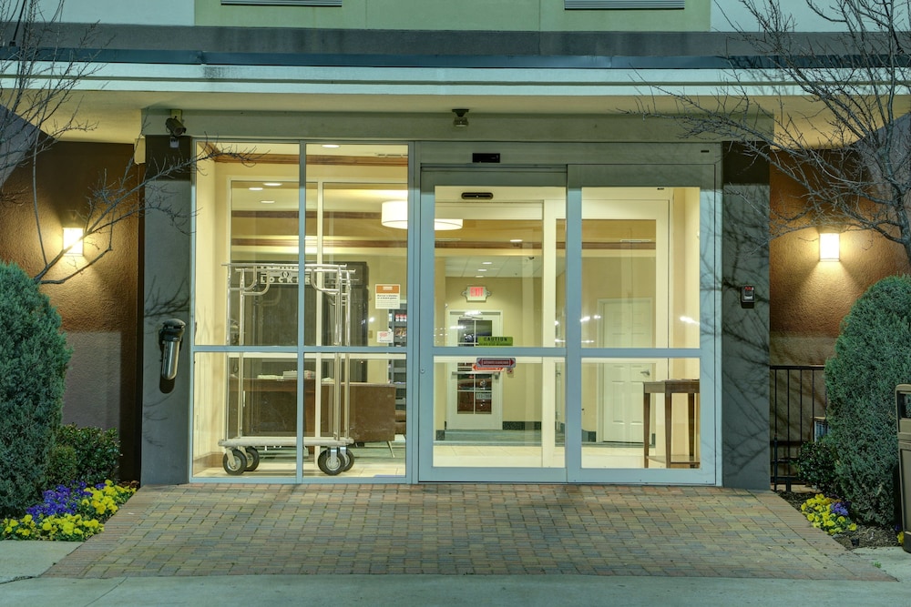 Candlewood Suites Texarkana by IHG - photo 30