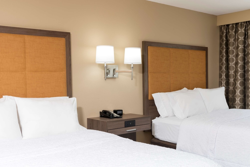 Hampton Inn & Suites Fremont - photo 12