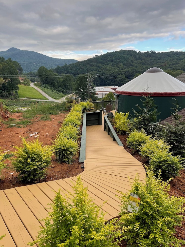 Mountain Aire Cottages & Inn - photo 315