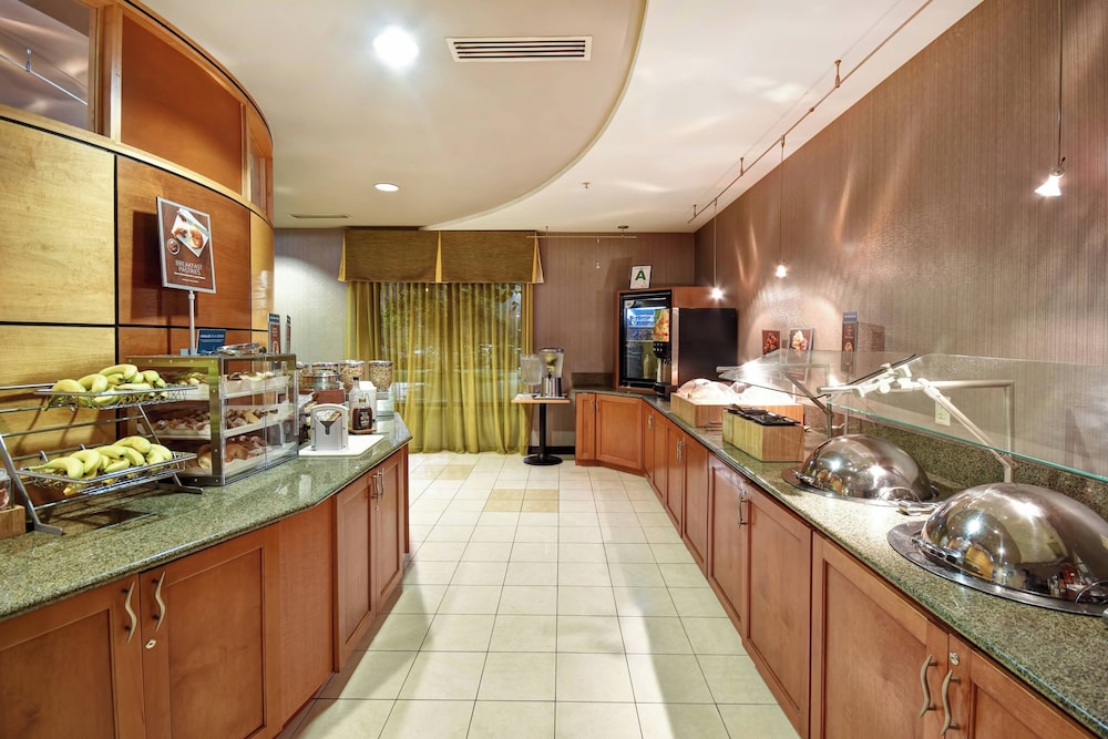 Springhill Suites by Marriott Louisville Airport - photo 41