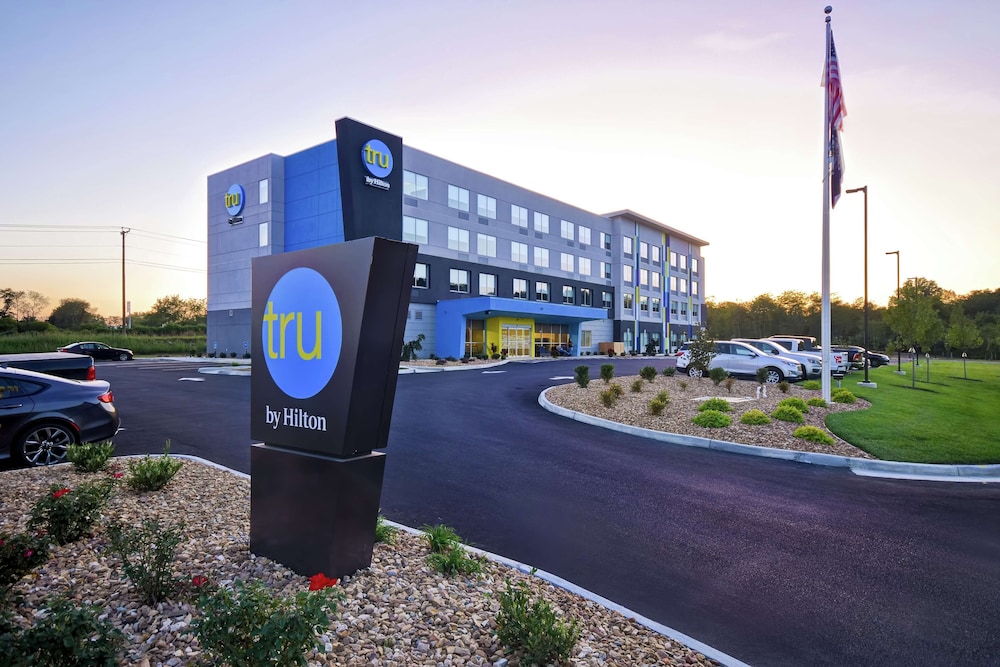 Tru by Hilton Wytheville - featured photo