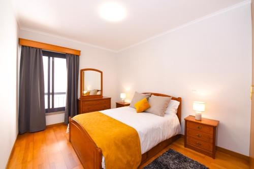 Farinha's Apartment — 4-Star Luxury Hotel in Ribeira Brava, Portugal