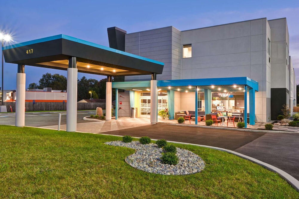 Tru By Hilton Syracuse North Airport Area - photo 42