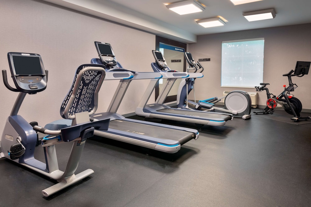 Hampton Inn Boston Bedford Burlington - photo 29