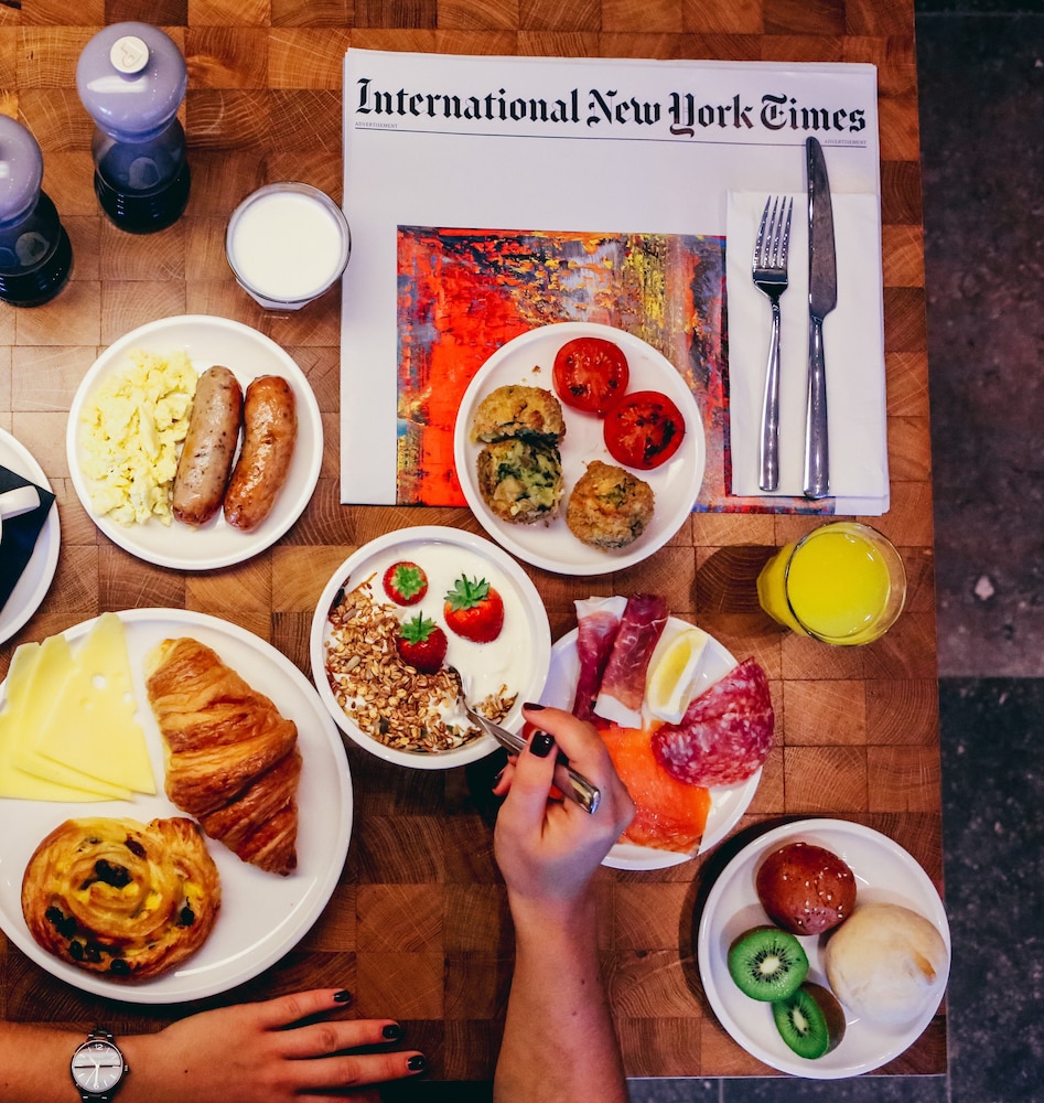 citizenM Seattle South Lake Union - photo 18