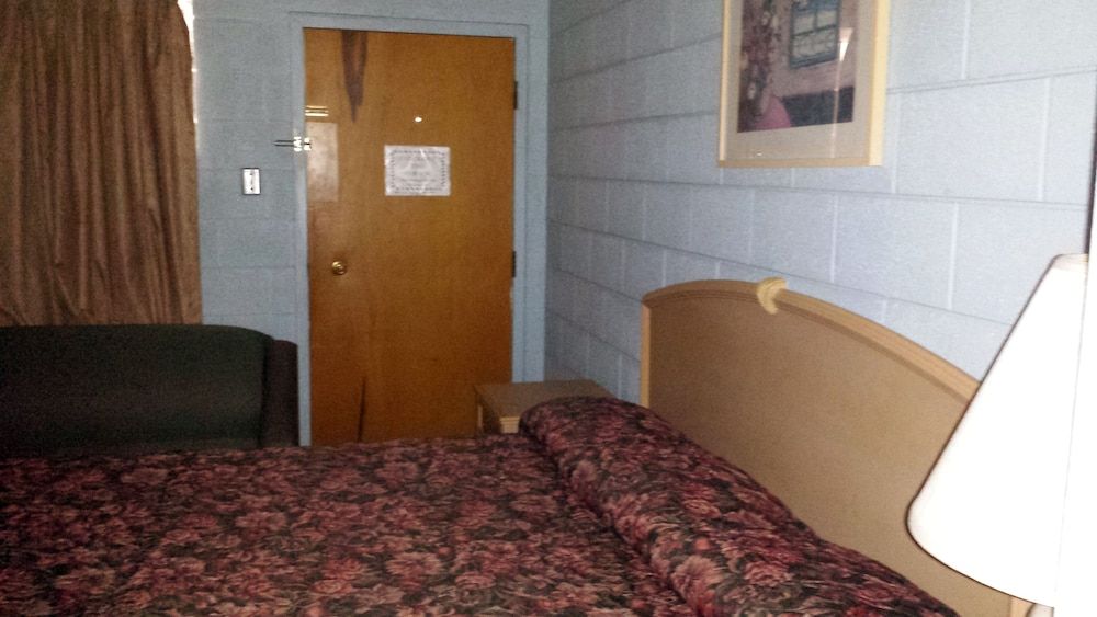 Rotan Inn - photo 3