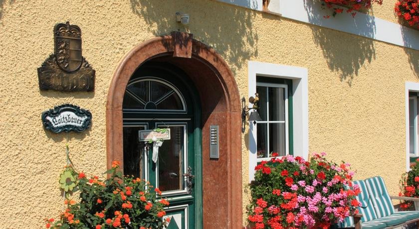 Loitzbauer Ferienwohnungen in Sankt Gilgen, Austria