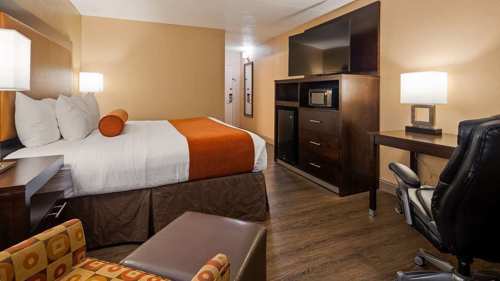 Best Western Crossroads Of The Bluffs - photo 13