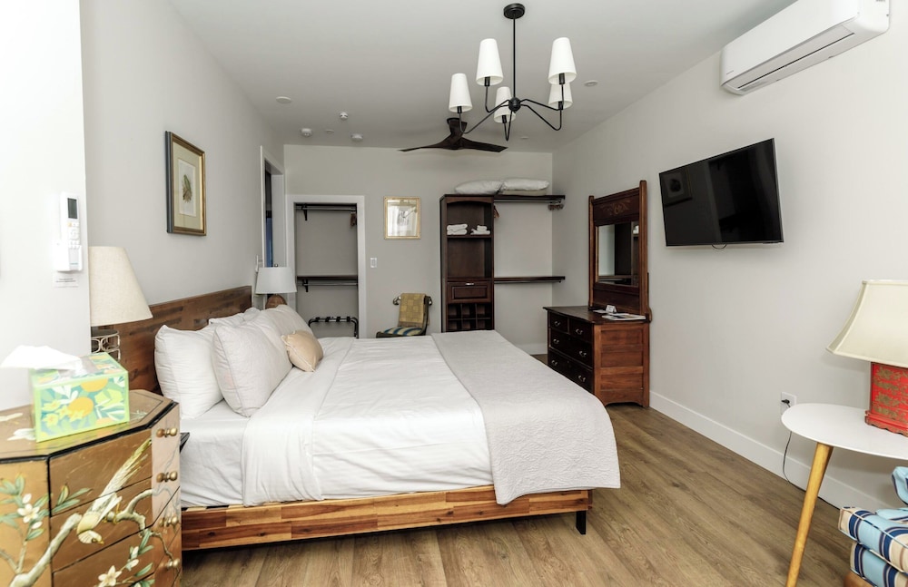 The Inn At Warm Springs - photo 45