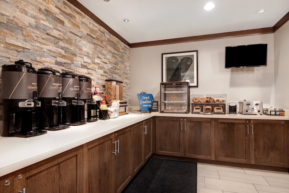 Staybridge Suites Tallahassee by IHG - photo 34