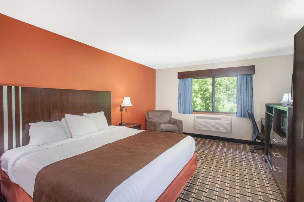 AmericInn by Wyndham Cloquet - photo 7