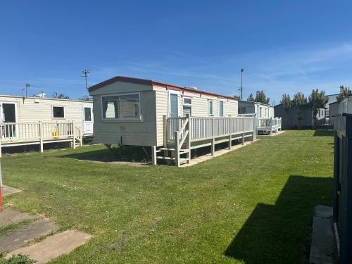 Oasis S193 Caravan Golden Palm Resort in Chapel Saint Leonards, United Kingdom