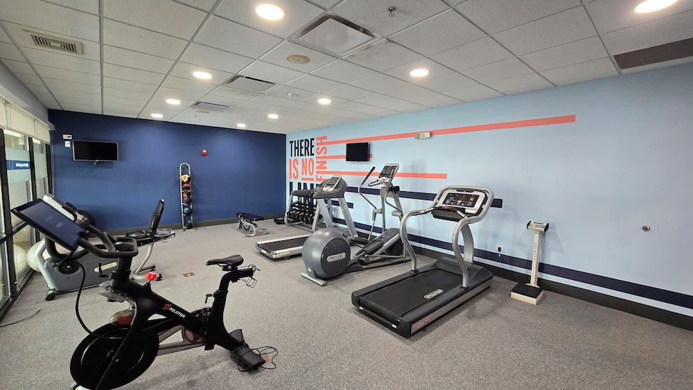 Hampton Inn & Suites Chicago Deer Park - photo 48