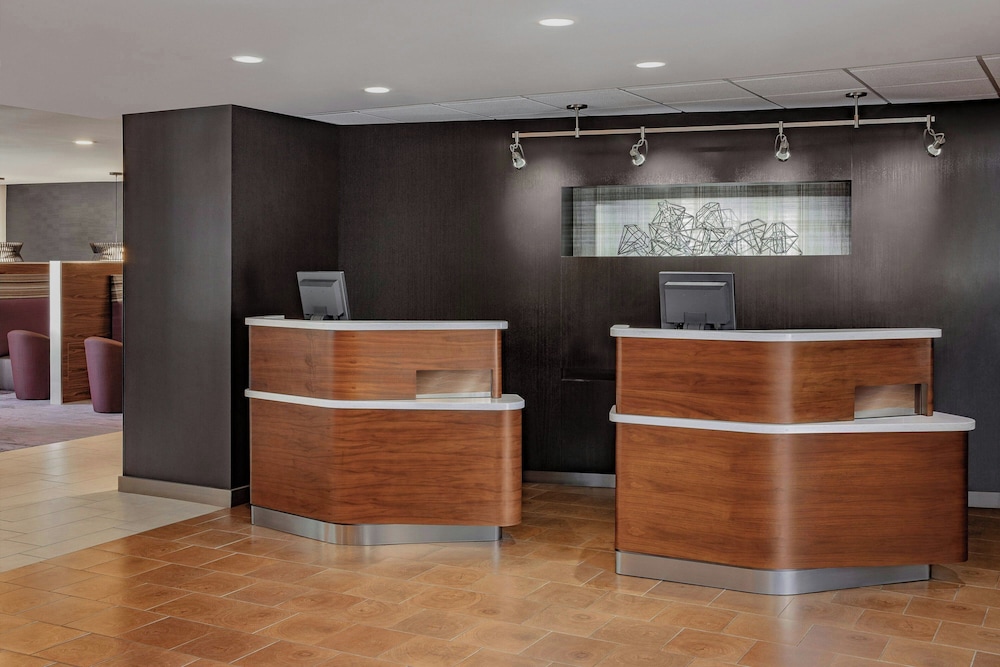 Courtyard by Marriott Greensboro - photo 3