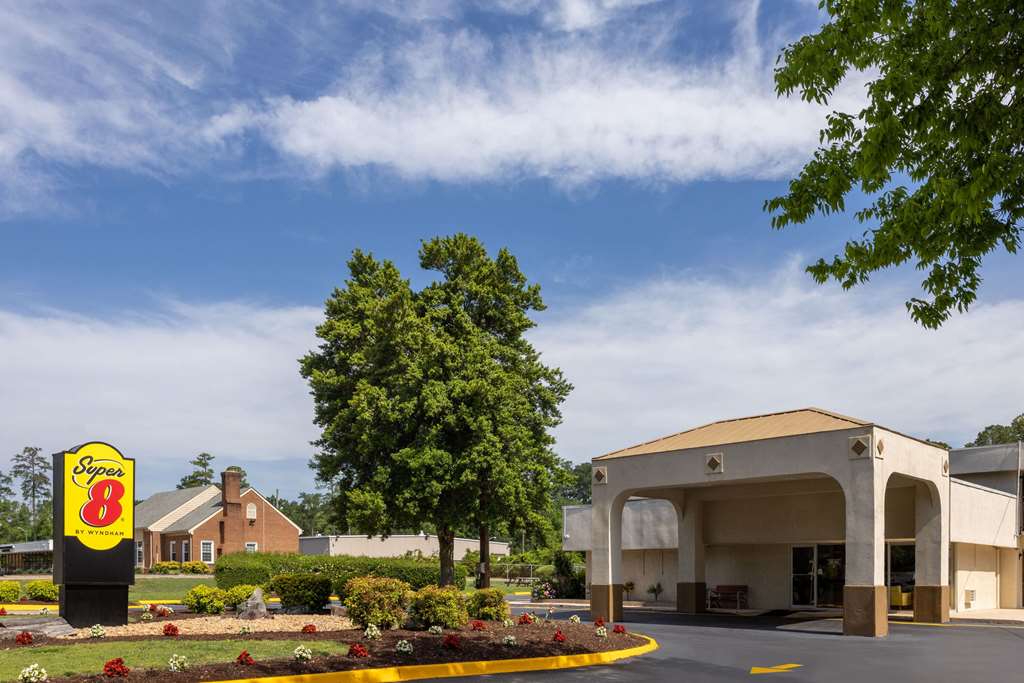 Super 8 by Wyndham Williamsburg Historic Area - photo 2