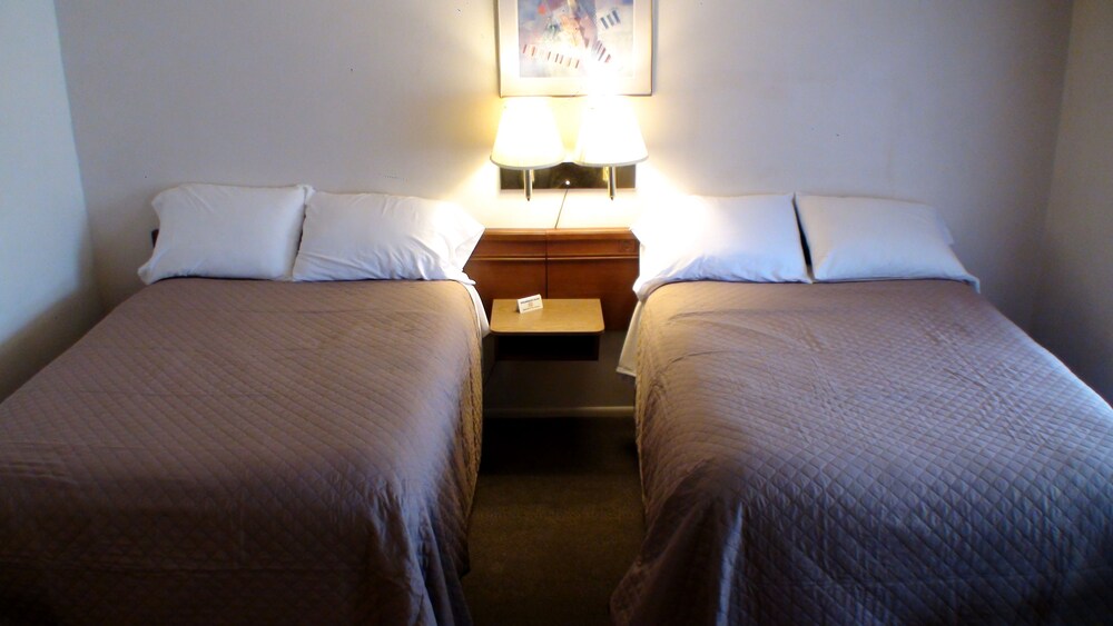Schuyler Inn - photo 9