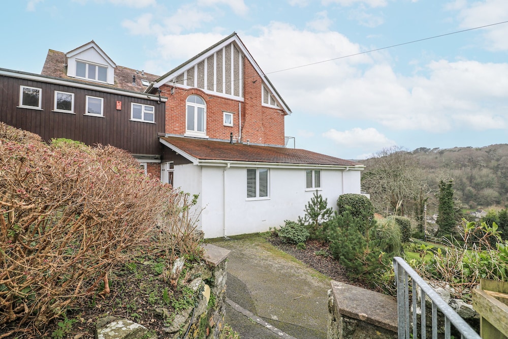 1 Hazeldene in Salcombe, United Kingdom