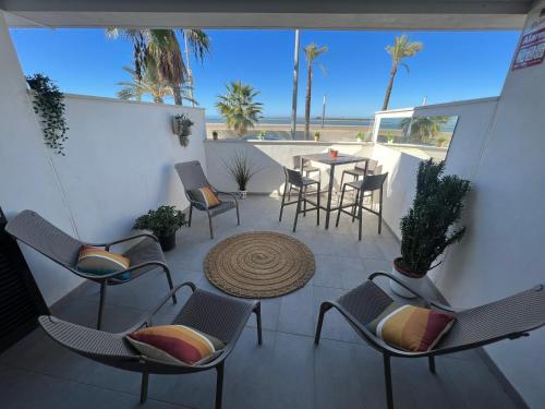 Arenas de SanlA car II — 4-Star Luxury Hotel in Sanlucar De Barrameda, Spain